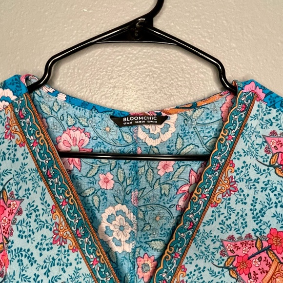 Vibrant Floral Dress - Picture 7 of 8